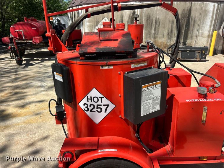 image for item FC5429 2009 Crafco SS125 melter applicator