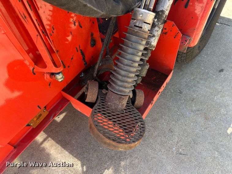 image for item FC5429 2009 Crafco SS125 melter applicator