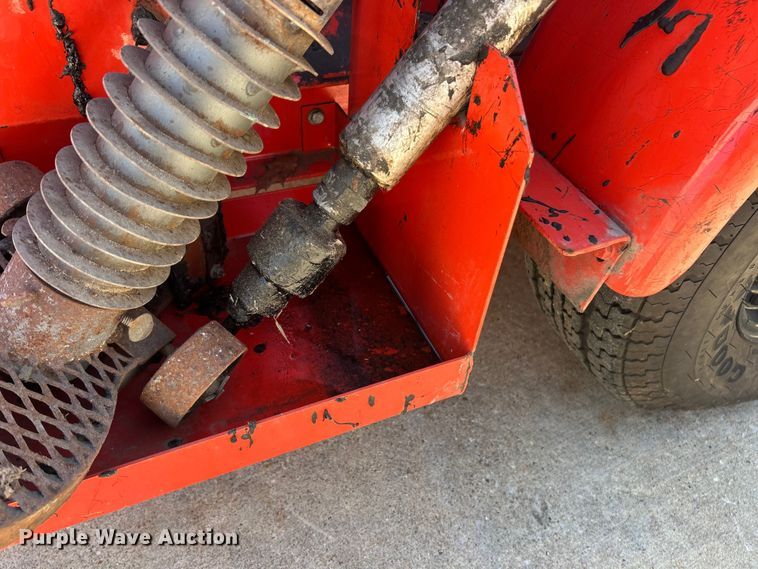 image for item FC5429 2009 Crafco SS125 melter applicator