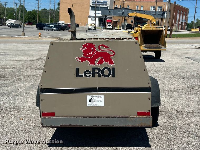 image for item FC5430 1996 LeRoi Q185DJE air compressor