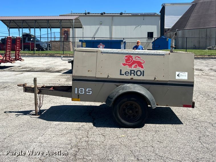 image for item FC5430 1996 LeRoi Q185DJE air compressor