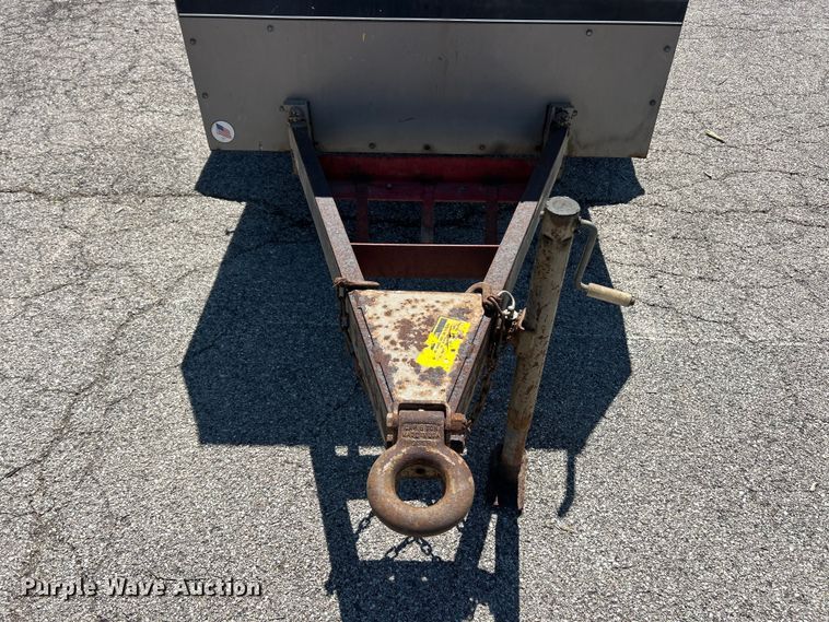 image for item FC5430 1996 LeRoi Q185DJE air compressor