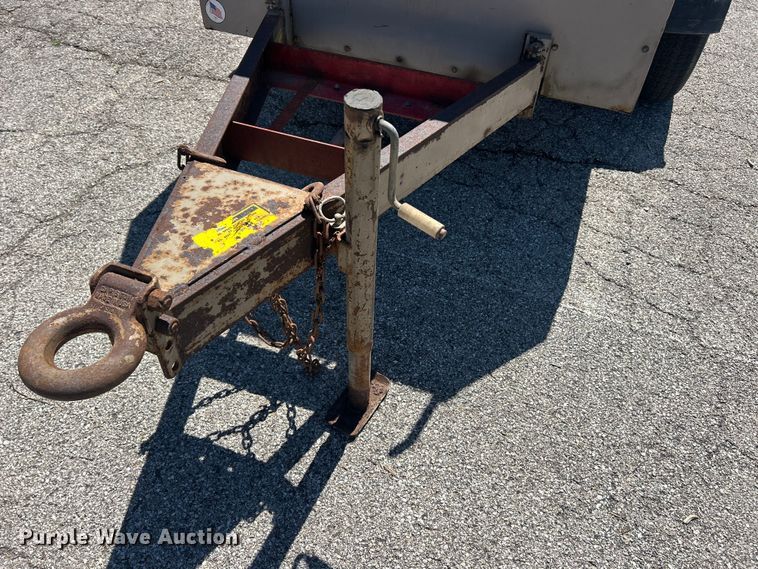 image for item FC5430 1996 LeRoi Q185DJE air compressor