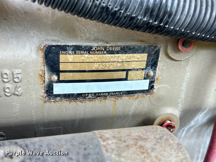 image for item FC5430 1996 LeRoi Q185DJE air compressor