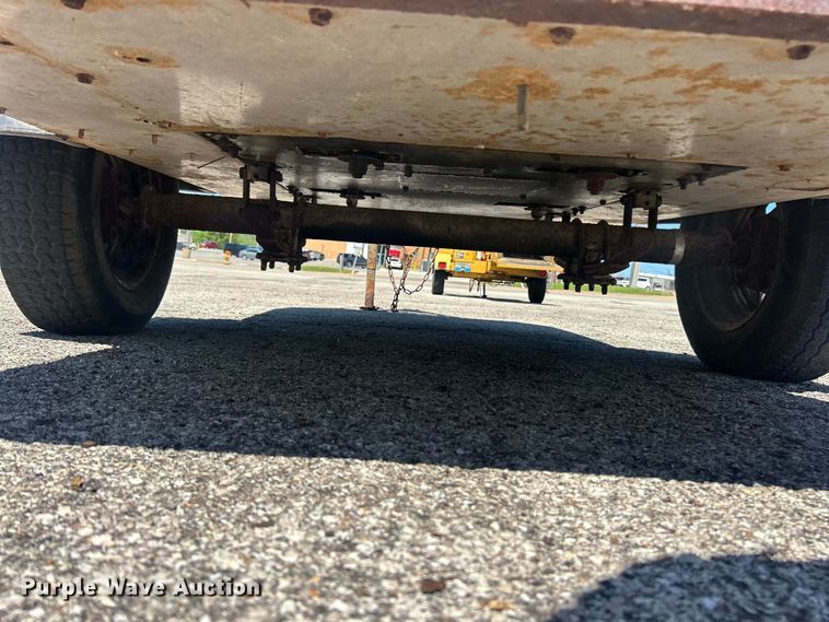 image for item FC5430 1996 LeRoi Q185DJE air compressor