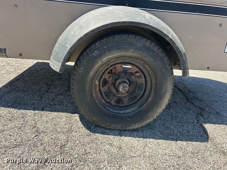 image for item FC5430 1996 LeRoi Q185DJE air compressor