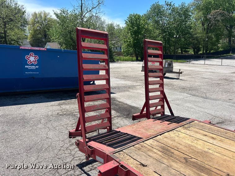 image for item FC5431 2007 Trailerman FD-222 equipment trailer