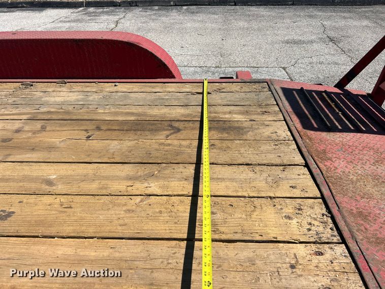 image for item FC5431 2007 Trailerman FD-222 equipment trailer