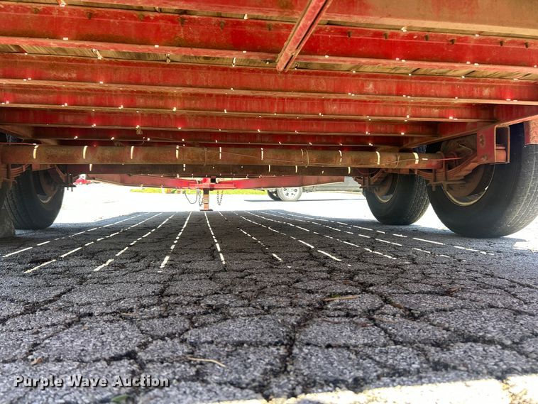 image for item FC5431 2007 Trailerman FD-222 equipment trailer