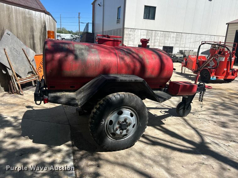 image for item FC5432 Fruehauf XM-107E2 water tank trailer