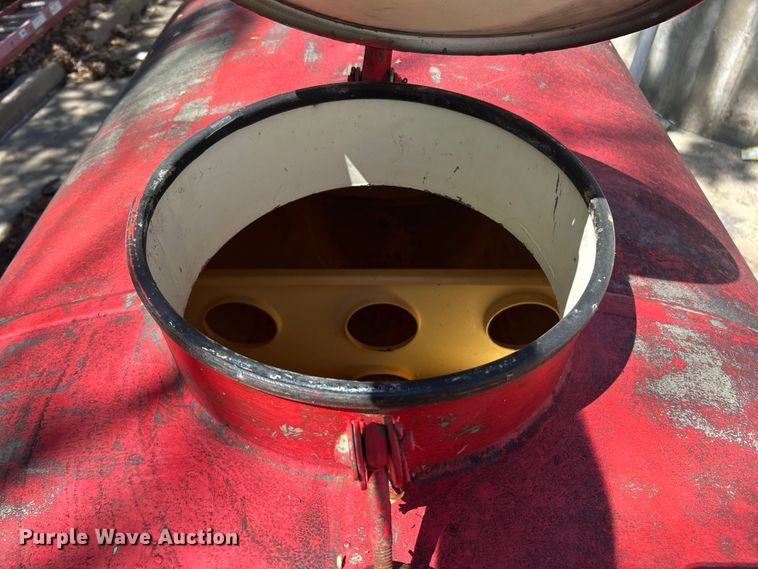 image for item FC5432 Fruehauf XM-107E2 water tank trailer