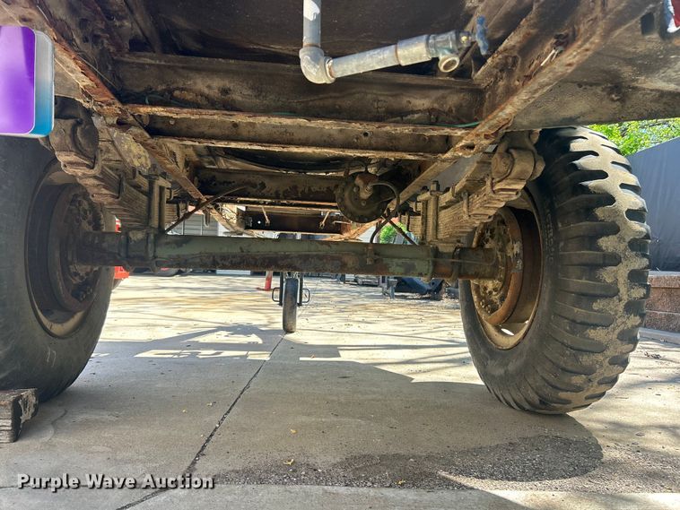 image for item FC5432 Fruehauf XM-107E2 water tank trailer