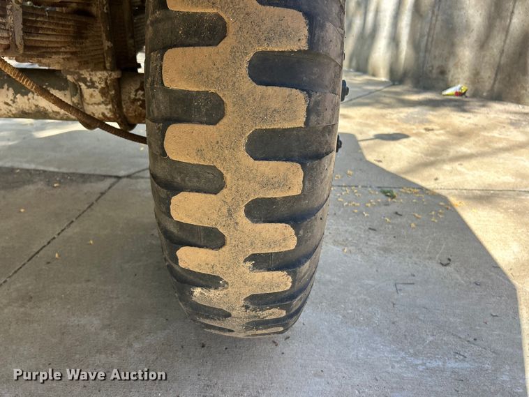 image for item FC5432 Fruehauf XM-107E2 water tank trailer