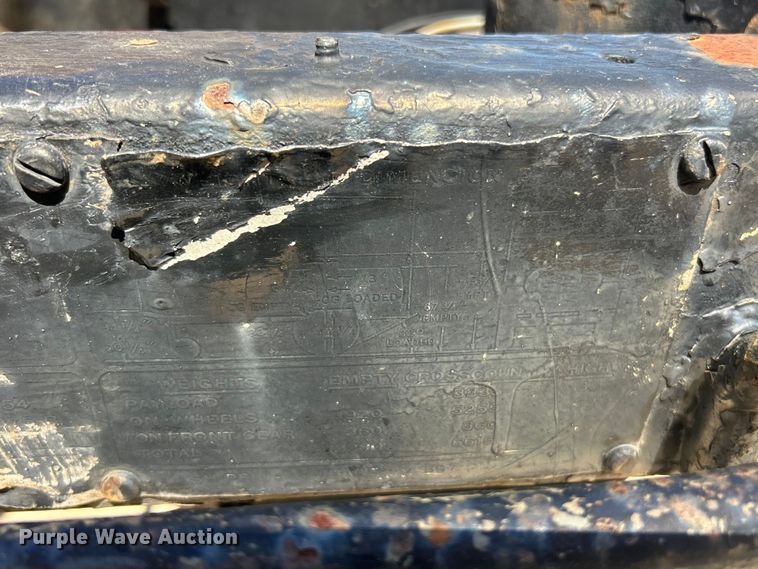 image for item FC5432 Fruehauf XM-107E2 water tank trailer