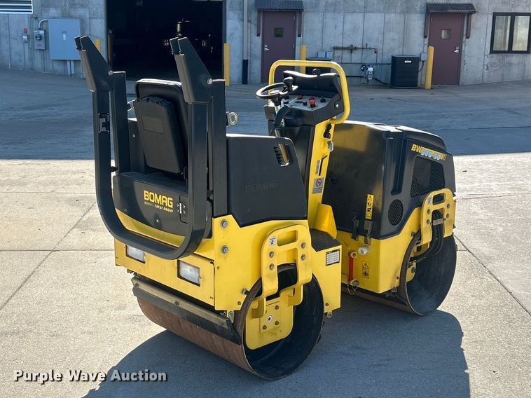 image for item FC5433 2011 Bomag BW900-50 double drum vibratory roller