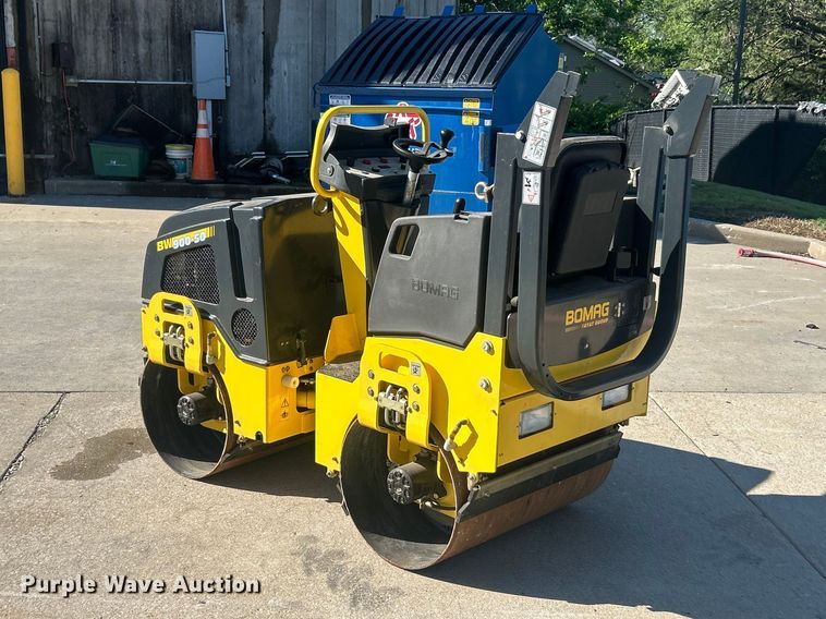 image for item FC5433 2011 Bomag BW900-50 double drum vibratory roller