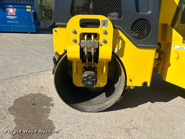 image for item FC5433 2011 Bomag BW900-50 double drum vibratory roller