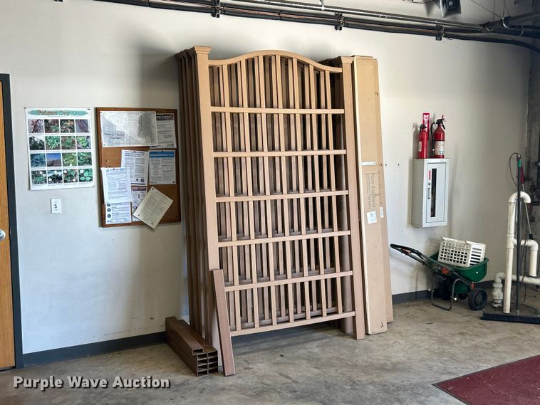 image for item FC5437 Lawn and garden tools