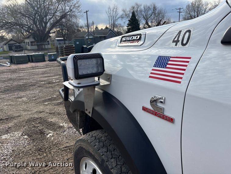 image for item FG2870 2019 RAM 5500 bucket truck