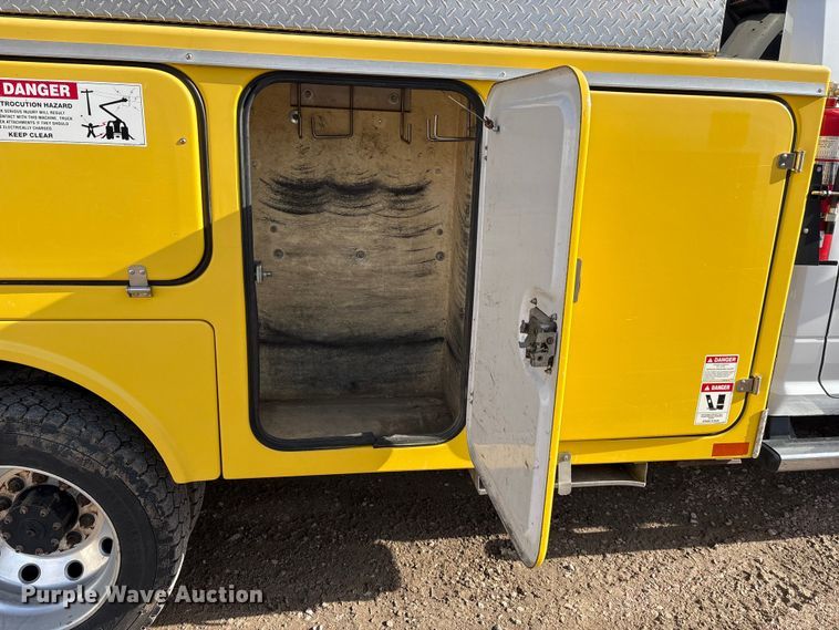 image for item FG2870 2019 RAM 5500 bucket truck