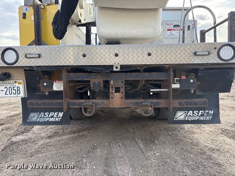 image for item FG2870 2019 RAM 5500 bucket truck