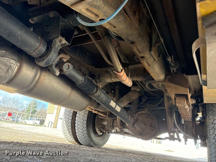 image for item FG2870 2019 RAM 5500 bucket truck