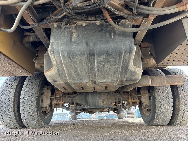 image for item FG2870 2019 RAM 5500 bucket truck