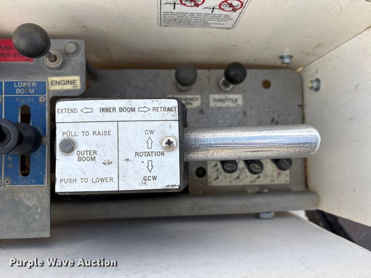 image for item FG2870 2019 RAM 5500 bucket truck