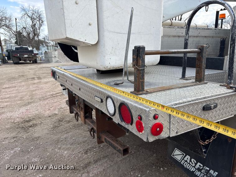 image for item FG2870 2019 RAM 5500 bucket truck
