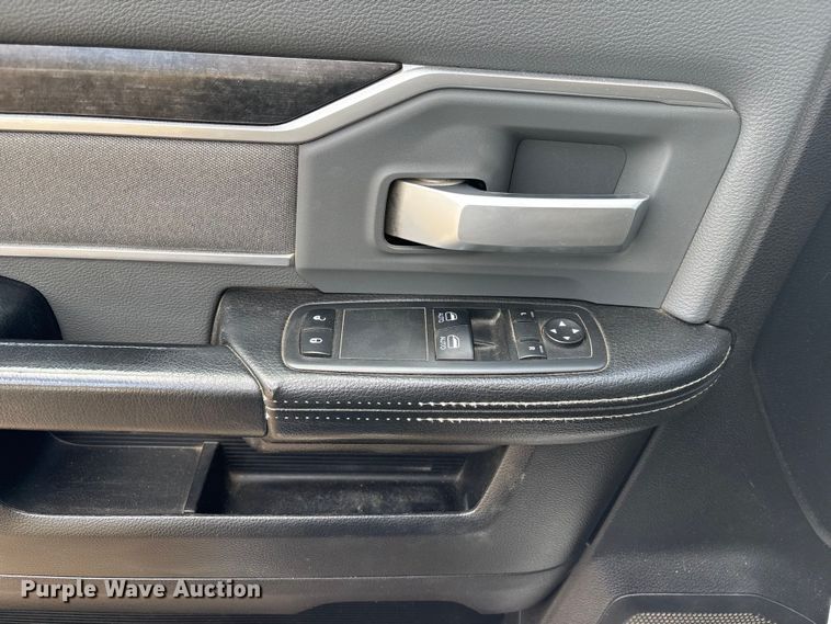 image for item FG2870 2019 RAM 5500 bucket truck