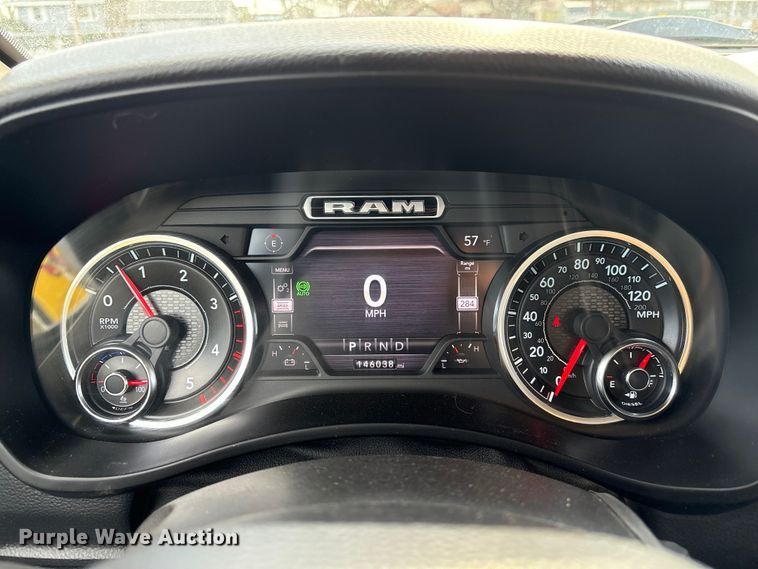 image for item FG2870 2019 RAM 5500 bucket truck