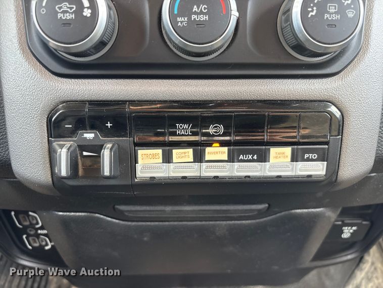 image for item FG2870 2019 RAM 5500 bucket truck