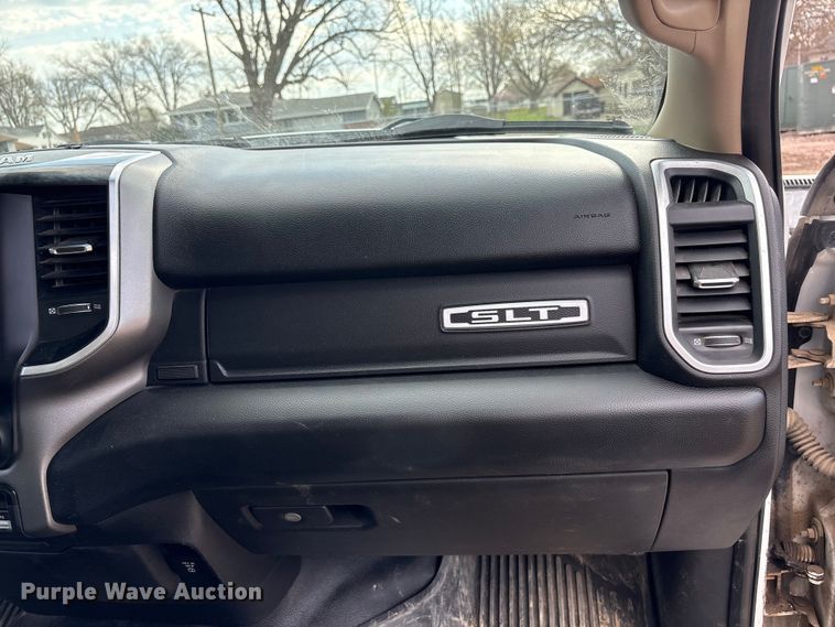 image for item FG2870 2019 RAM 5500 bucket truck