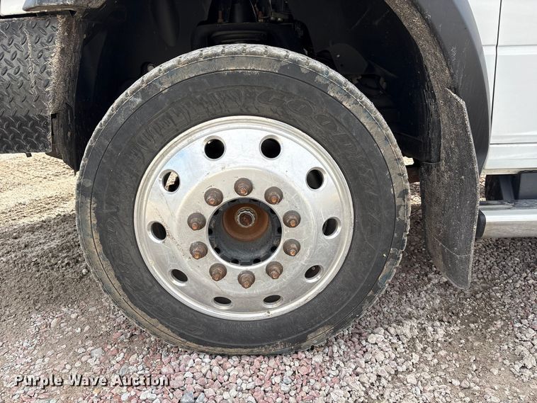 image for item FG2870 2019 RAM 5500 bucket truck