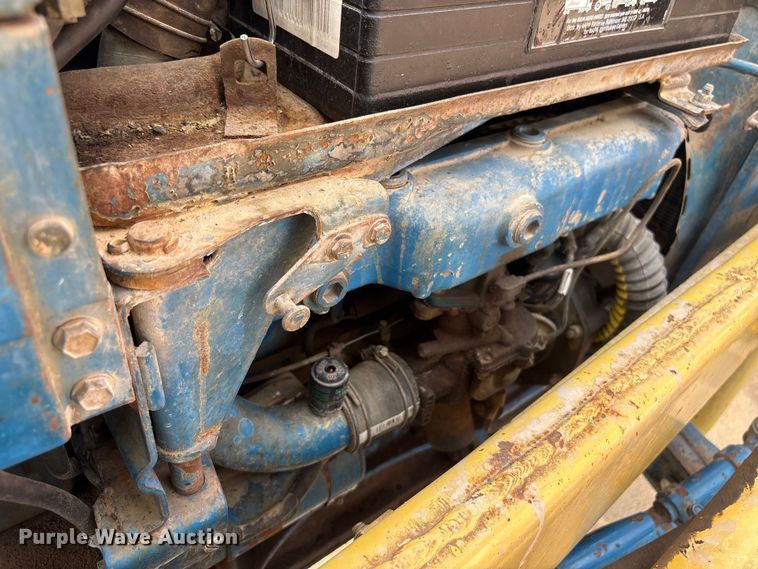 image for item FG2882 1971 Ford 3000 tractor