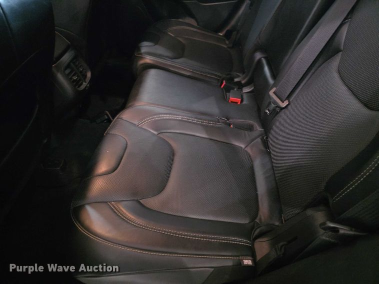 image for item FI0625 2014 Jeep  Cherokee Limited SUV
