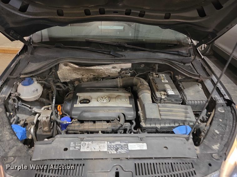 image for item FI0633 2011 Volkswagen Tiguan SUV