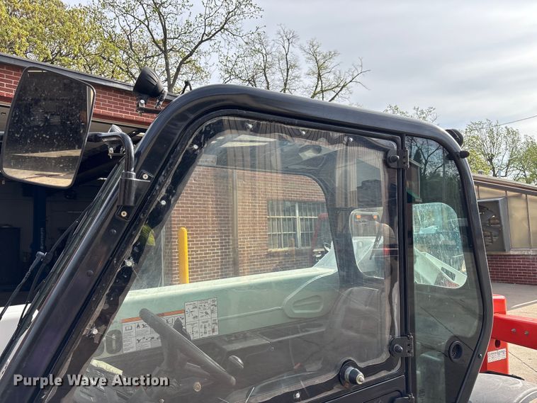 image for item FI0879 2016 Bobcat V417 telehandler