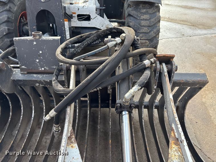image for item FI0879 2016 Bobcat V417 telehandler