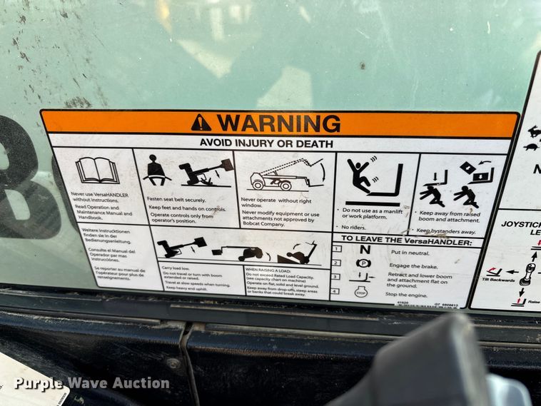 image for item FI0879 2016 Bobcat V417 telehandler