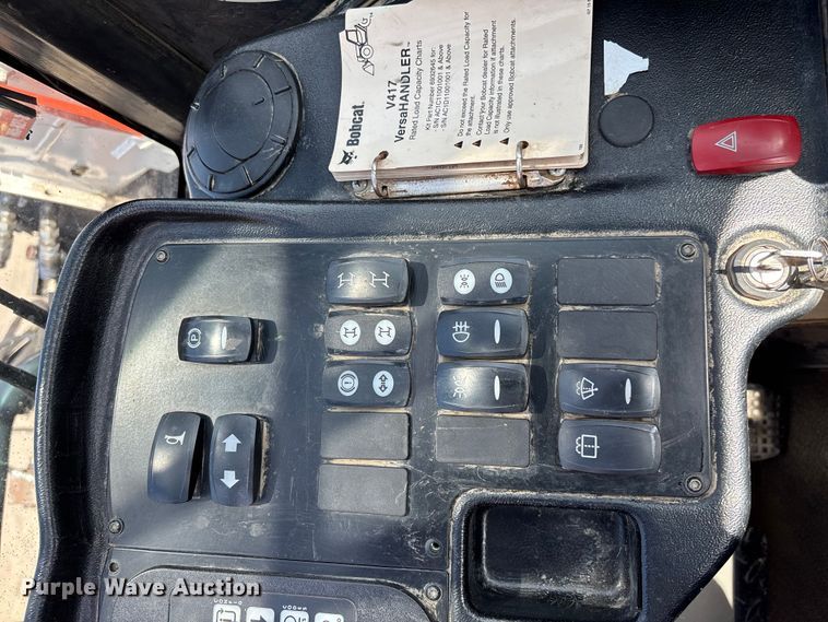 image for item FI0879 2016 Bobcat V417 telehandler
