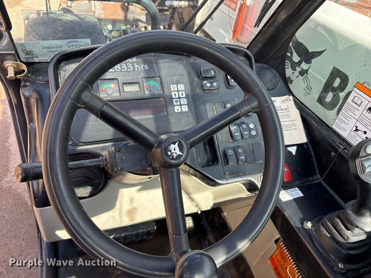 image for item FI0879 2016 Bobcat V417 telehandler