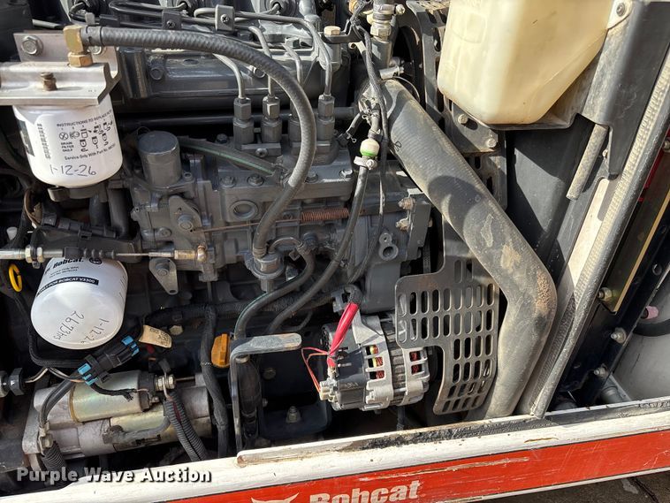 image for item FI0879 2016 Bobcat V417 telehandler