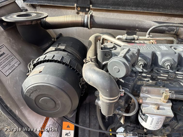 image for item FI0879 2016 Bobcat V417 telehandler