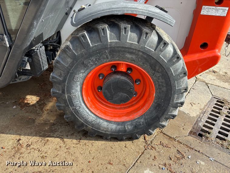 image for item FI0879 2016 Bobcat V417 telehandler