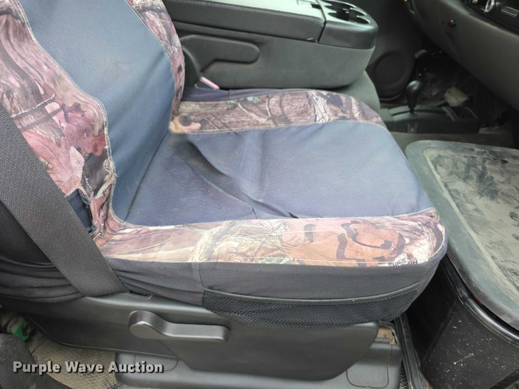 image for item FI0895 2008 GMC Sierra 2500HD flatbed pickup truck