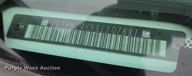 image for item FI0895 2008 GMC Sierra 2500HD flatbed pickup truck