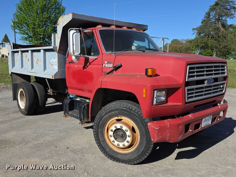 image for item FI0956 1992 Ford F600 dump truck