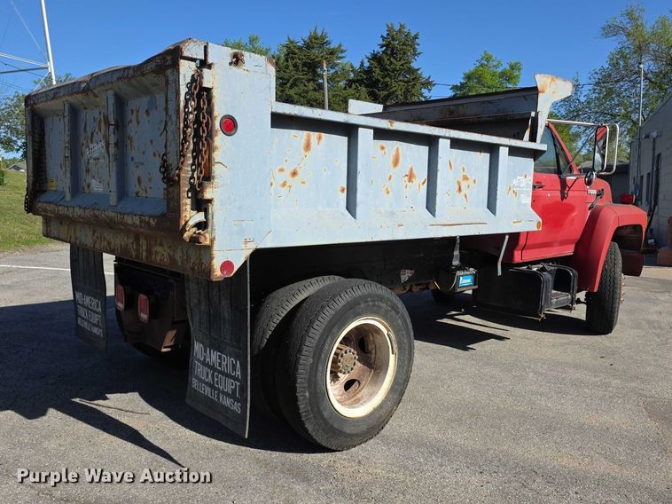image for item FI0956 1992 Ford F600 dump truck