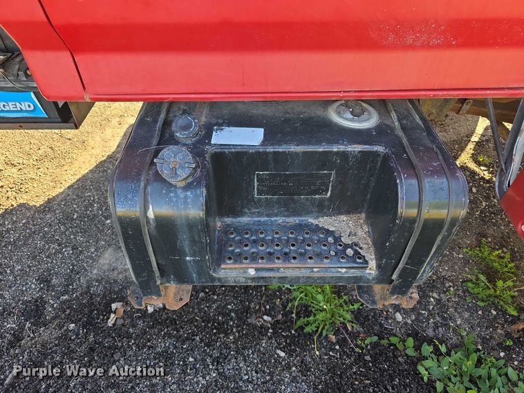 image for item FI0956 1992 Ford F600 dump truck